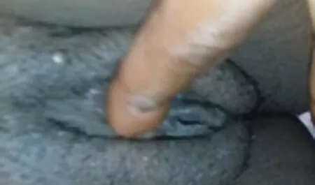 Cô gái với đôi môi sơn cho thổi sec girl xinh kèn