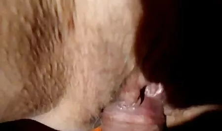 Cổ họng để sec gai ngon kết thúc trong cổ họng