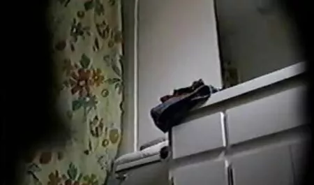 Camera trong phòng vệ sinh nữ anh gai sec