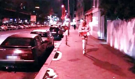 Người nữ làm tình với cô gái và anh gai xinh sec bạn trai